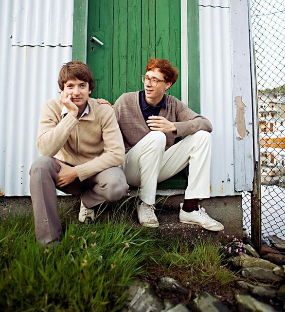 Kings of Convenience - Norveçli ikili geçtiğimiz yıl İstanbul'da üç gün peş peşe performans sergilemişti. Erlend Øye'nin sahnedeki sıcakkanlı tavırları sayesinde konserden yüzünüzde tebessümle ayrılmanız olası. Kings of Convenience, 26 Mayıs akşamı Soundgarden Festival kapsamında Parkorman'da sahnede olacak.