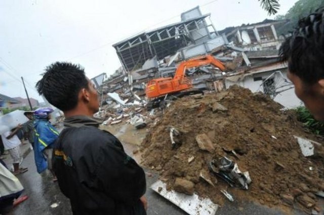 Endonezya/Kepulauan Mentawai bölgesi; 5; 27,8 kilometre