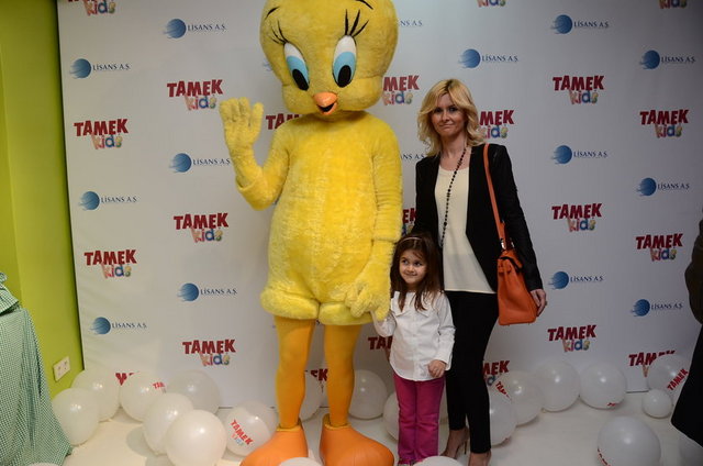 BEGÜM, ALEYNA TACİR
