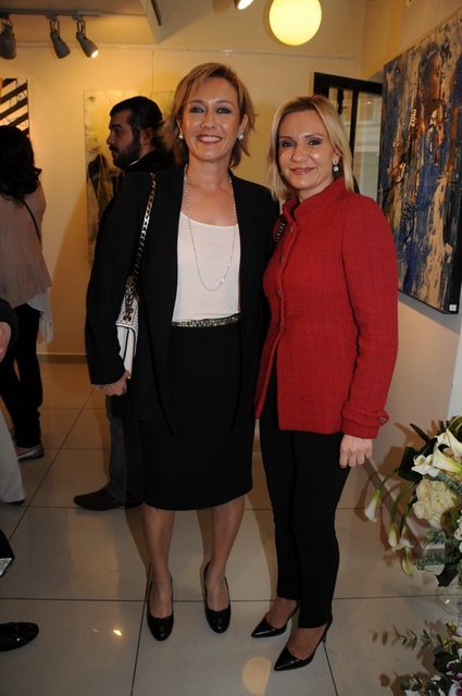 REVNA DEMİRÖREN, ZEYNEP TEMELLİ 