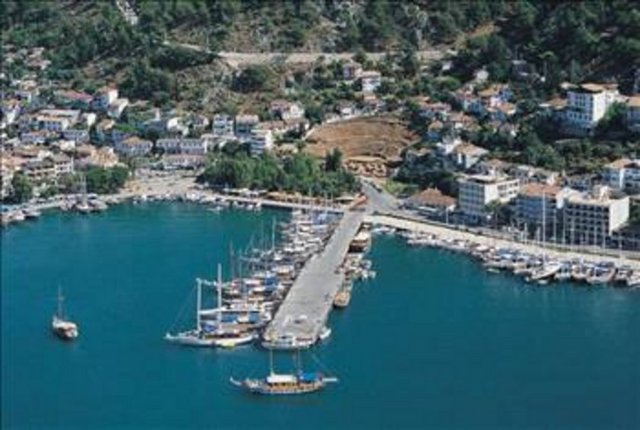 MUĞLA Eski adı "Mobolla"'dır. Türkler buraya daha sonra Muğla demişlerdir.