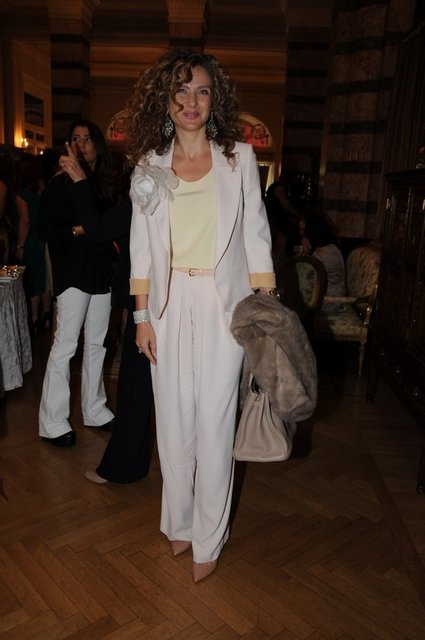 ESRA OFLAZ GÜVENKAYA