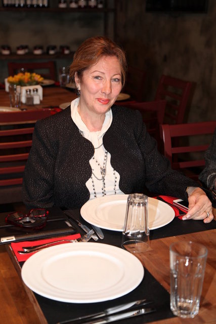NİHAL YÖNEYMAN