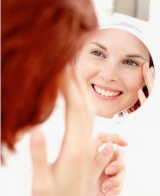 Tek seferde 20-30 kez gözlerinizi açıp kapatarak bu egzersizi kolaylıkla yapabilirsiniz. Düşük sayılarla başlayıp, artırarak devam edebilirsiniz.