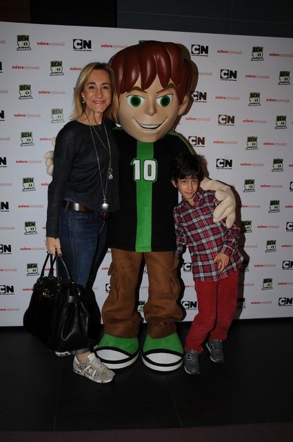 BERNA, EFE NAİPOĞLU
