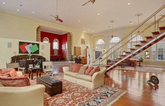 1234 METREKARE New Orleans'ta yeni bir malikane satın alan Beyonce ve Jay Z'nin yeni evi tam 1234 metrekare.