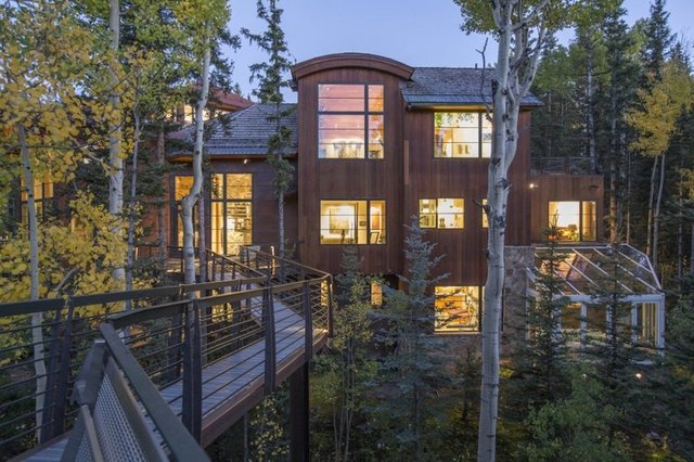 Oprah Winfrey Colorado'da 8700 metrekarelik bir dağ evi aldı.  -  