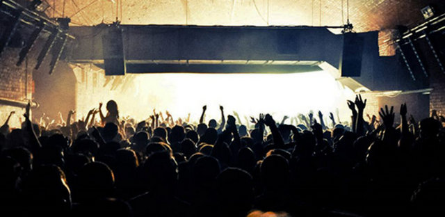 19 - The Warehouse Project - Manchester - İngiltere