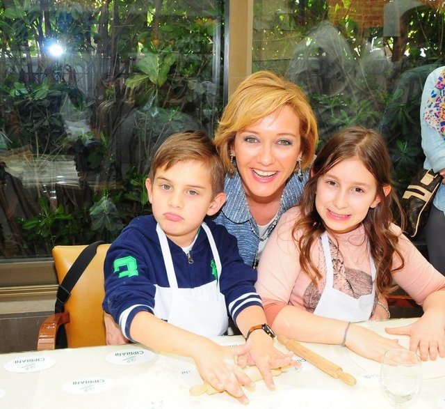 CEMAL, REVNA DEMİRÖREN