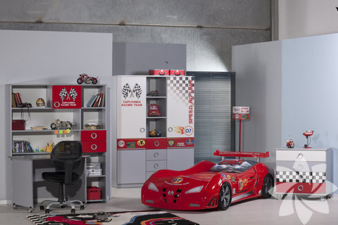 Evgör Mobilya, küçük denizcilere özel tasarımı Nautica, yarış tutkunları için dizayn edilen Turbocap ve minik prenseslerin pembe dünyası Candy çocuk odası takımlarında sadece 23 Nisan'da geçerli olmak üzere tam %23 indirim uyguluyor. 