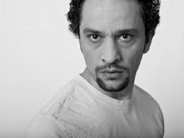 "Yılın En Başarılı Erkek Oyuncusu Ödülü": Evren Erler ("Domino" The Club)