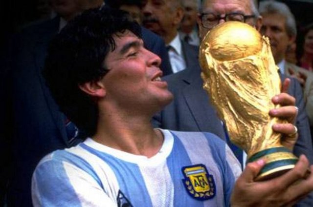 Maradona / El Pibe de Oro