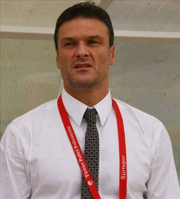 Alpay Özalan - Kasap