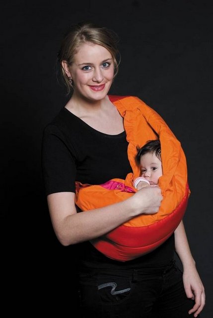 BEBEK TAŞIYICI -  - Bebekler taşınmaya bayılır, anneler de ev işlerini yapabilmeleri için ellerinin serbest olmasını isterler.