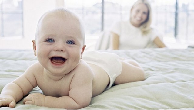 Bir yandan ev işlerini yaparken bir yandan da aklınızın onda kalmasını önlüyor.