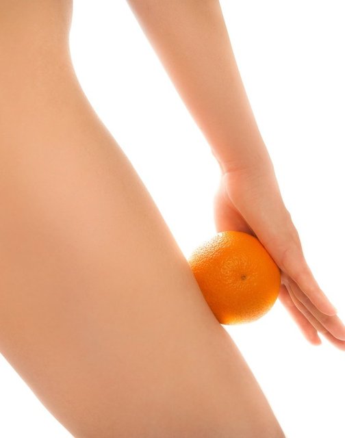 Güneş: Güneş ışını cildi yaşlandırdığı gibi selüliti de daha kötü hale getirebiliyor. -