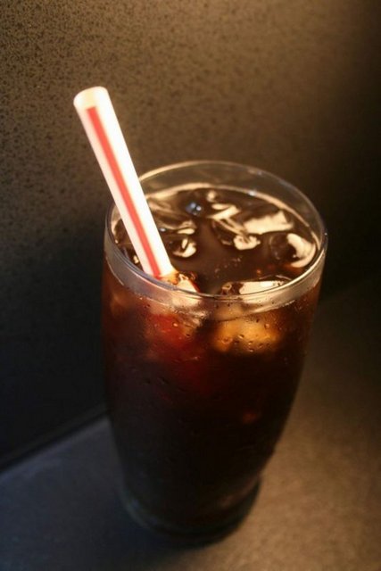 Çay, kahve, kola, soda, meşrubat ve alkol tüketimini azaltın