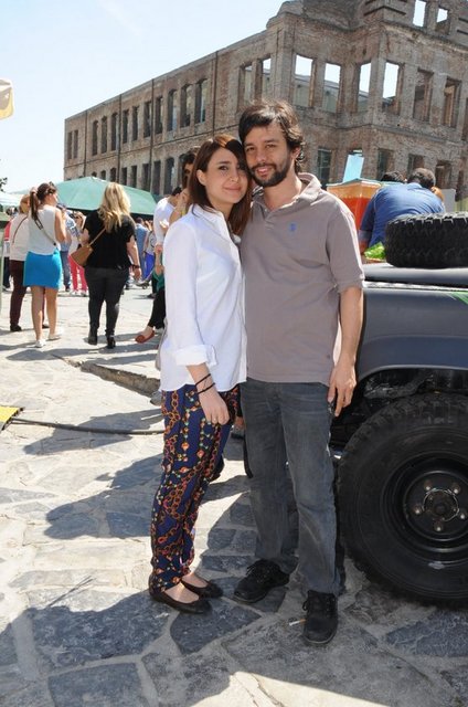 ZARA TAŞ, EMRE ÇAPA