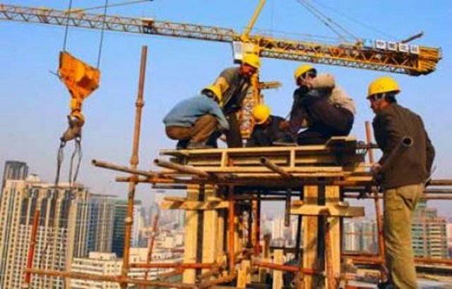 Formen: İşçilerin düzenli ve verimli çalışmasını sağlayan ve işçiler üzerinde otoritesi olan işçi.