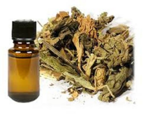 Attar: Güzel kokulu bitki özleri, yağlan vb. satan, güzel koku ticareti yapan kimse.