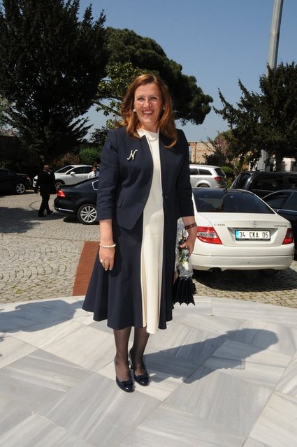 NURTEN ÇAPKIN 