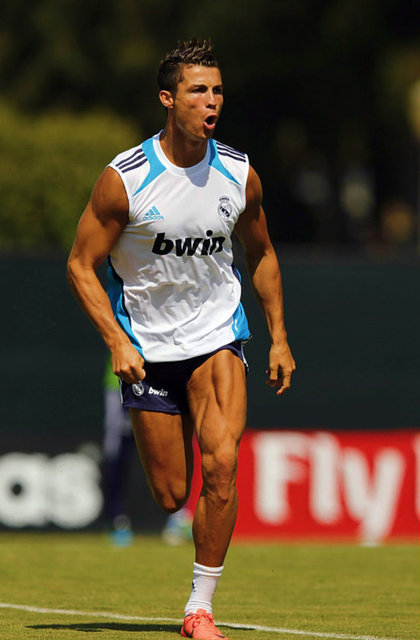CRISTIANO RONALDO