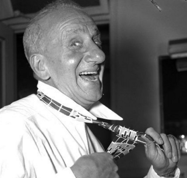 Jimmy Durante´ın burnu 50 bin dolara sigortalıydı.