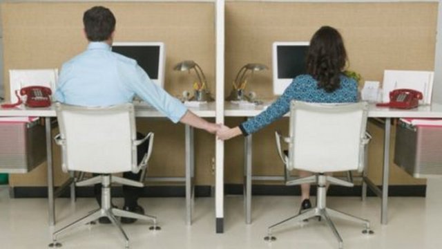 Yapılan son araştırmalara göre, partnerlerin hayatını kazanmak için hangi işi yaptığı ilişkilerinde oldukça belirleyici bir faktördür.