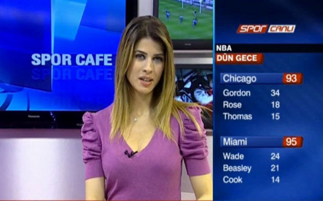 SİNE BÜYÜKA- Futbol-TV yorumcusu Şansal Büyüka'nın kızı