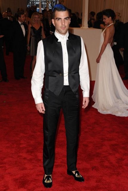ZACHARY QUINTO