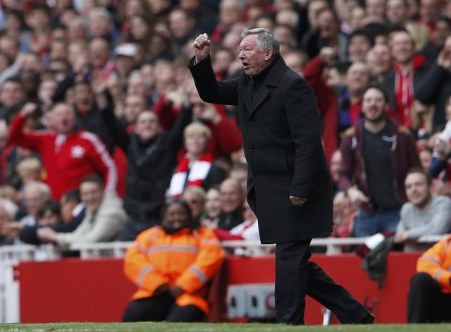 Bu tarihten itibaren kazanmadık kupa bırakmayan Ferguson, 1999 yılında "Sir" unvanına layık görüldü.