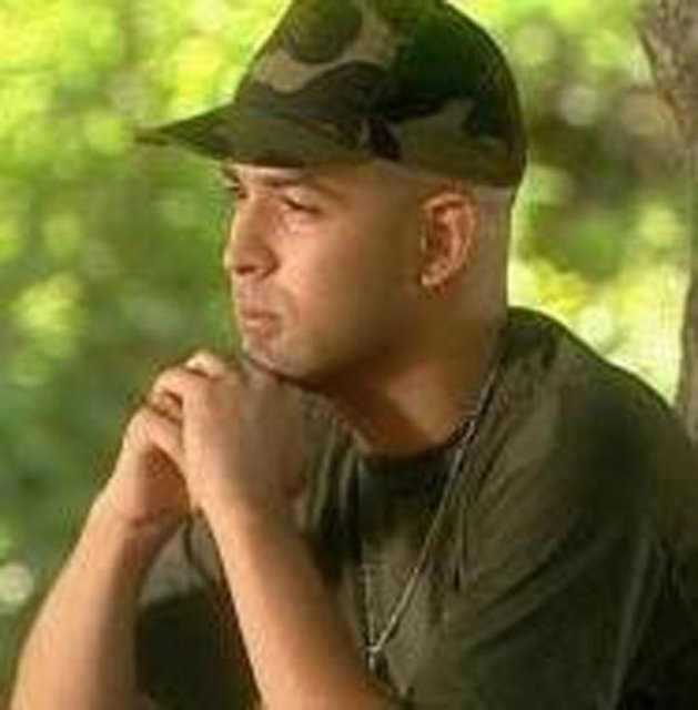 Genç müzisyen Murat Evgin'in askerlik hatırası... Evgin, Polatlı'daki Topçu ve Füze Okulu'nda acemiliğini yapan Evgin, daha sonra Ankara'daki Armoni Mızıkası Komutanlığı'nda onbaşı olarak vatani görevini tamamladı.