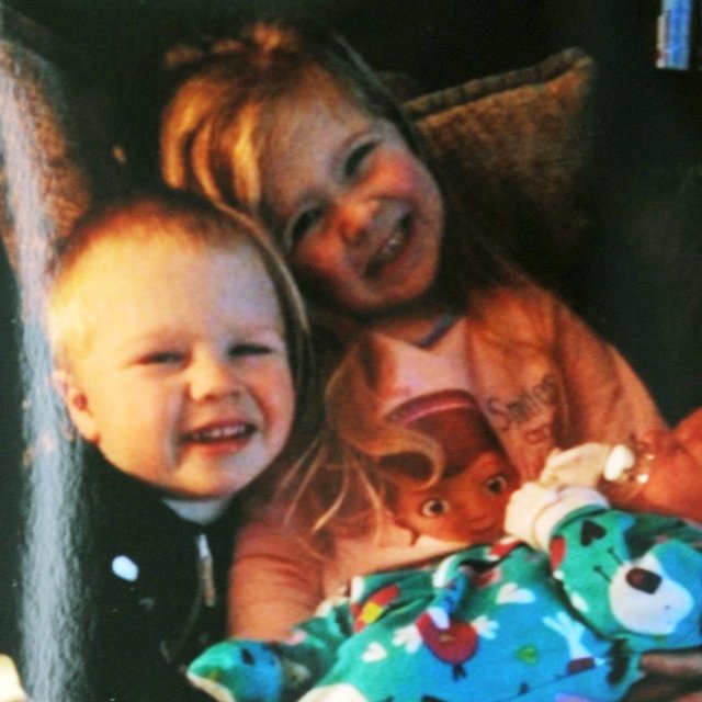 Louise Cook yalnızca 27 yaşında ama 6 yaşındaki Summer, 4 yaşındaki Mason ve 18 aylık Chloe'nin büyüdüğünü göremeyecek...