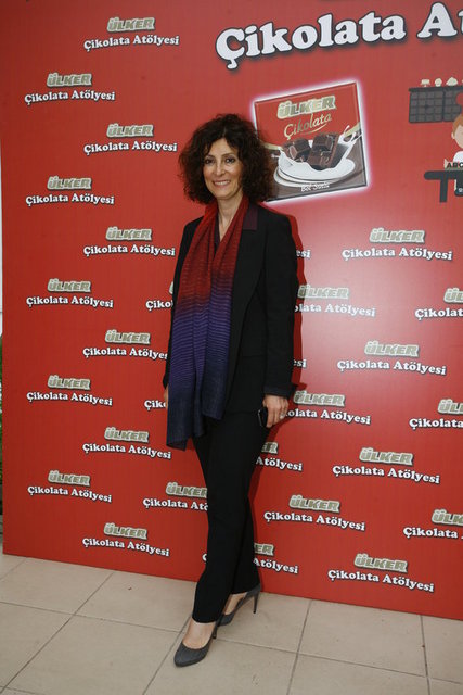 ZUHAL ŞEKER 