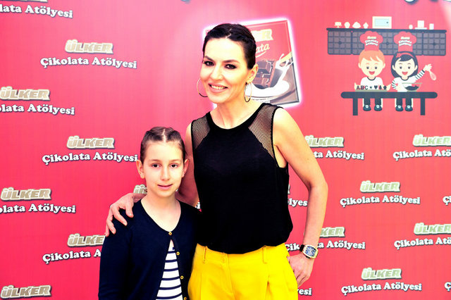SİTARE, ASLI AKDİLEK