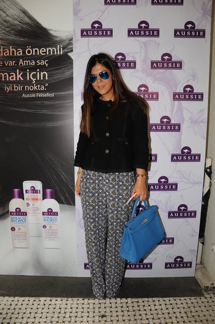 İPEK AYAYDIN 