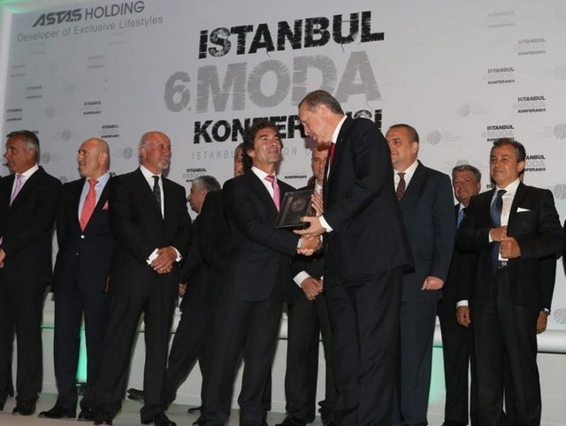 CEM HAKKO, RECEP TAYYİP ERDOĞAN