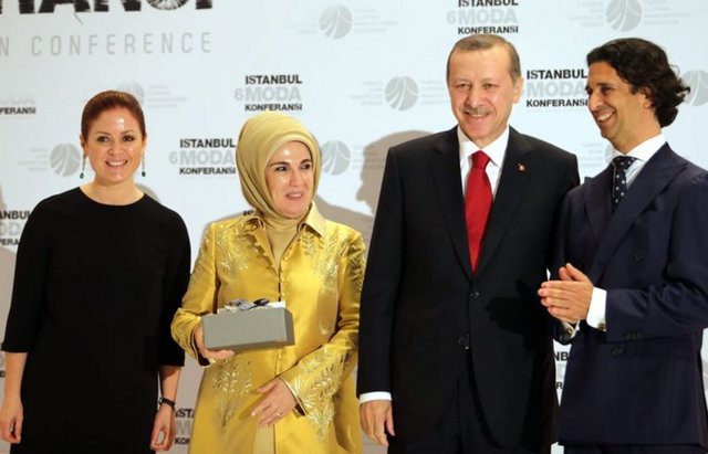 SUZAN TOPLUSOY, EMİNE - RECEP TAYYİP ERDOĞAN, CEM NEGRİN 