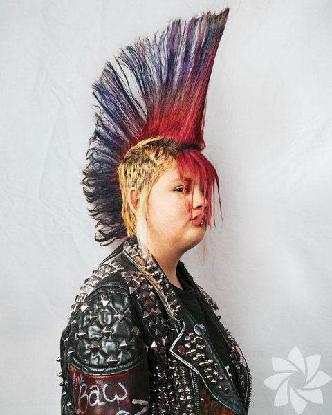 Rhiannon 14 yaşında / Darvel, İskoçya