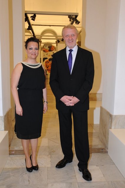 SİMİN ÖZ GERARDS, PAUL JENEWIEN