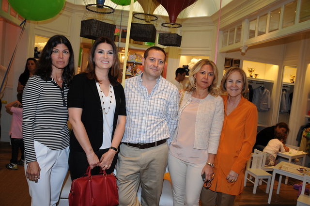 ZEYNEP ÜSTÜNEL, HÜLYA ELTEMUR, KERİM PAKER, ZEKİYE ERGİN, NİLÜFER DURAK 