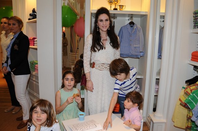 AYŞE KUCUROĞLU