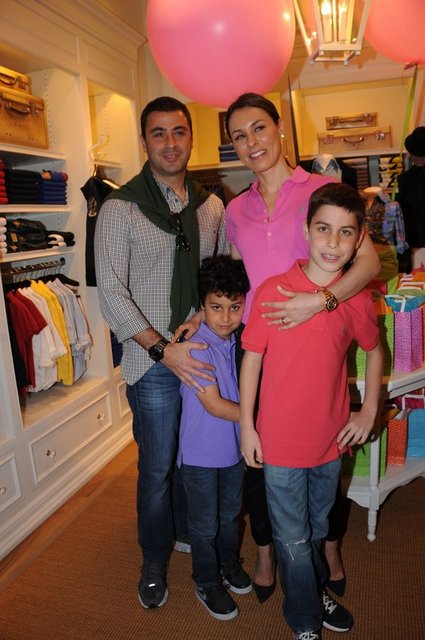 İZZET - SANEM, LUKAS, HENRY HABİB 