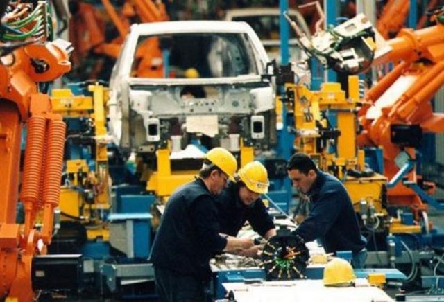 75. Otomobil Montajcılığı -  - Yıllık geliri: 26 bin 167 Dolar