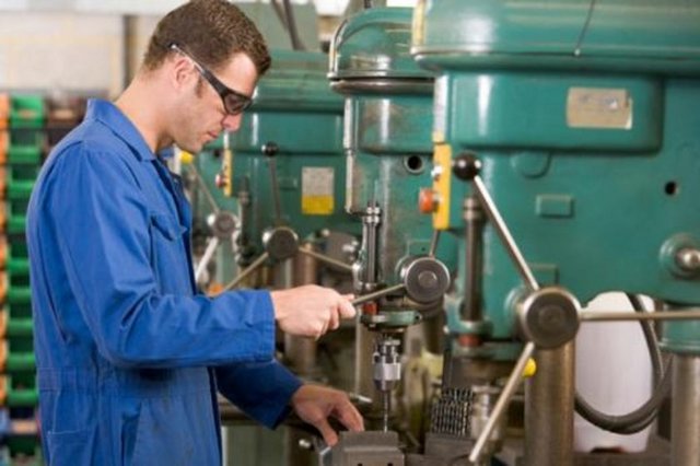 43. Matkap-Basın Operatörü -  - Yıllık geliri: 34 bin 132 Dolar