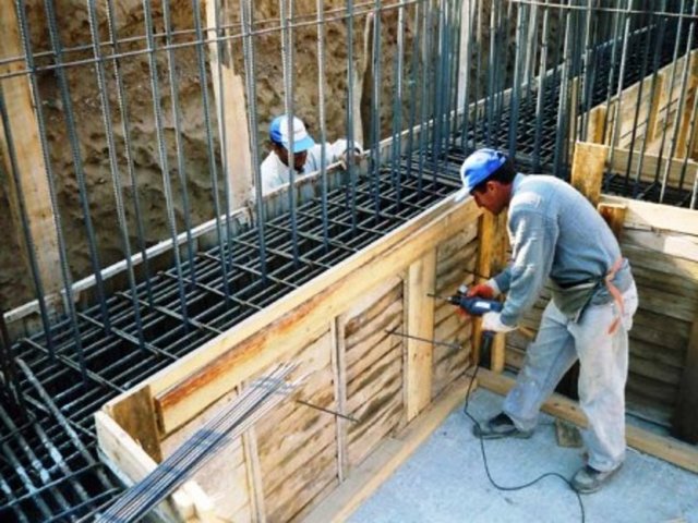 18. Demir İşçisi -  - Yıllık geliri: 35 bin 117 Dolar