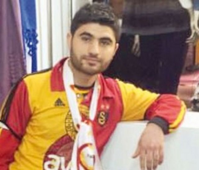 - İstanbul Emniyet Müdürlüğü Asayiş Şube Müdürlüğü Ekipleri, Burak Yıldırım'ın derbi maçı sonrası öldürülmesinin ardından başlattığı çalışma sonucunda katil zanlısı 20 yaşındaki Y.O.'yu Kırşehir Mucur'da yakaladı.