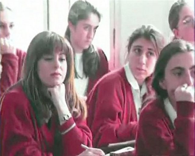 Aylin Livaneli - Okulu Asardım