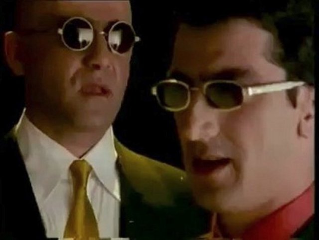 Ayna - Ölünce Sevemezsem Seni