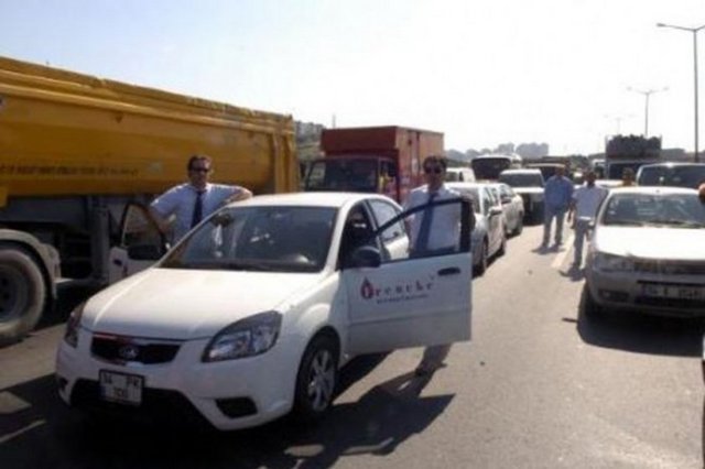 Tartışma yüzünden özellikle Ankara yönünde trafik durma noktasına gelmişti...